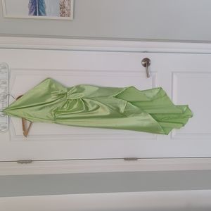 Gorgeous satin dress mint condition